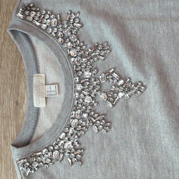 Jeweled Sweatshirt size 1X - Picture 2 of 4